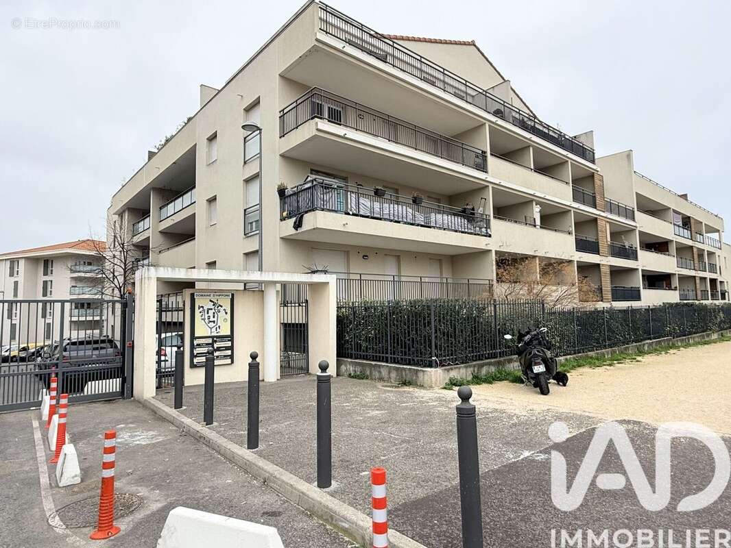 Photo 6 - Appartement à MARSEILLE-13E