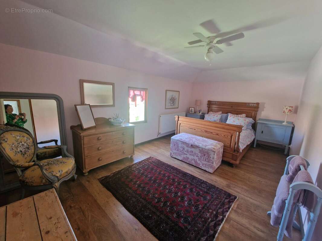 Propriété attrayante en position dominante avec des vues fabuleuses et une maison d'amis - photo 11
