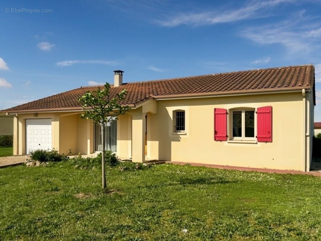 Maison à NAUSSANNES