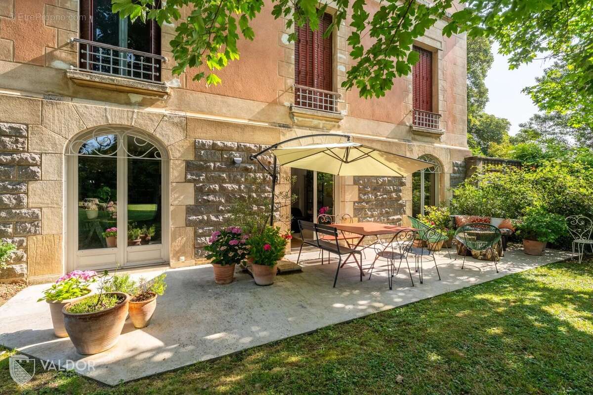 Maison à VILLEFRANCHE-SUR-SAONE