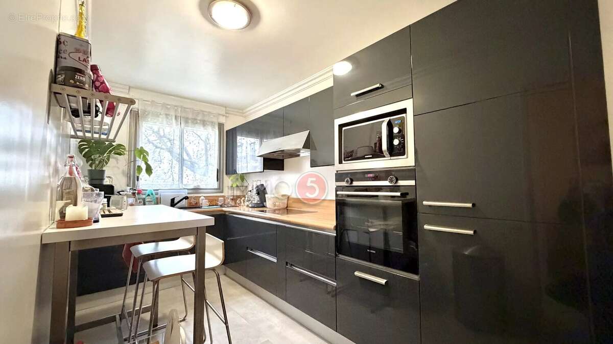 Appartement à LE RAINCY