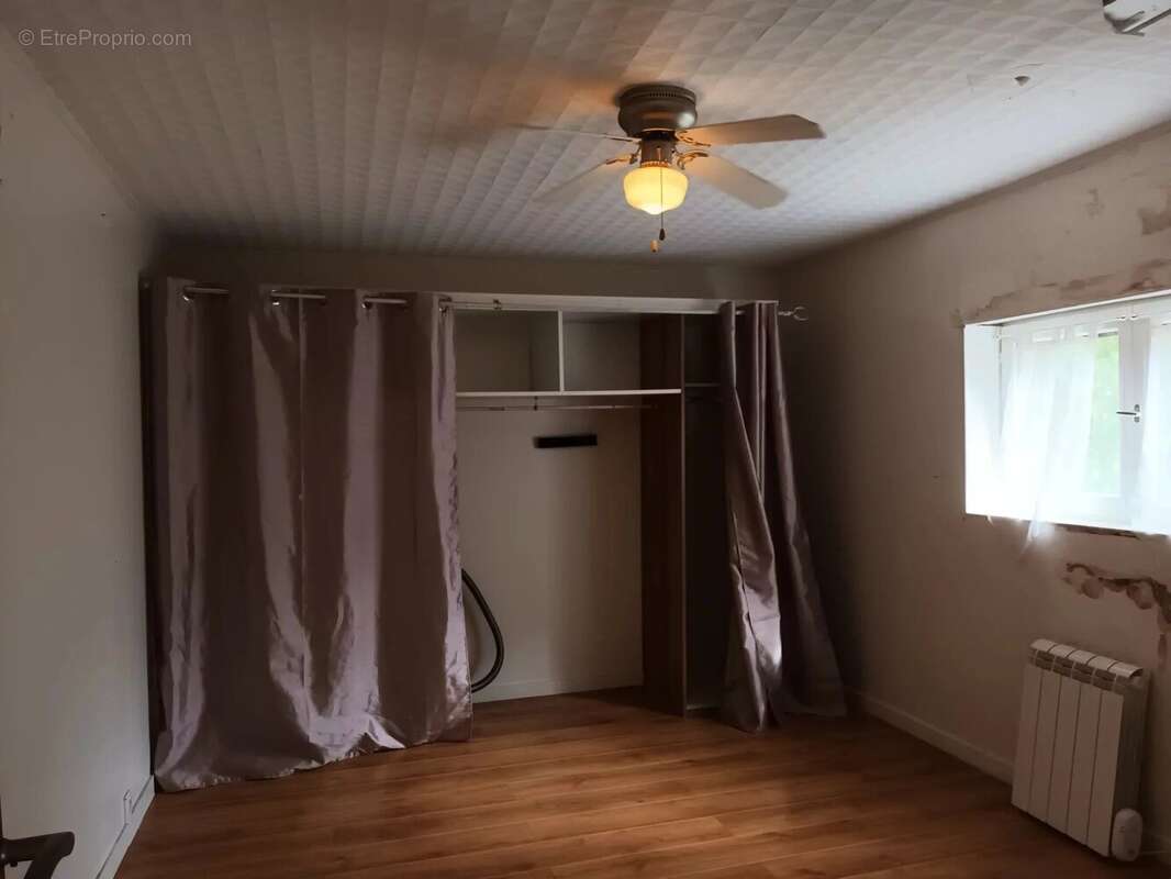 Terrain à MONTFERMEIL