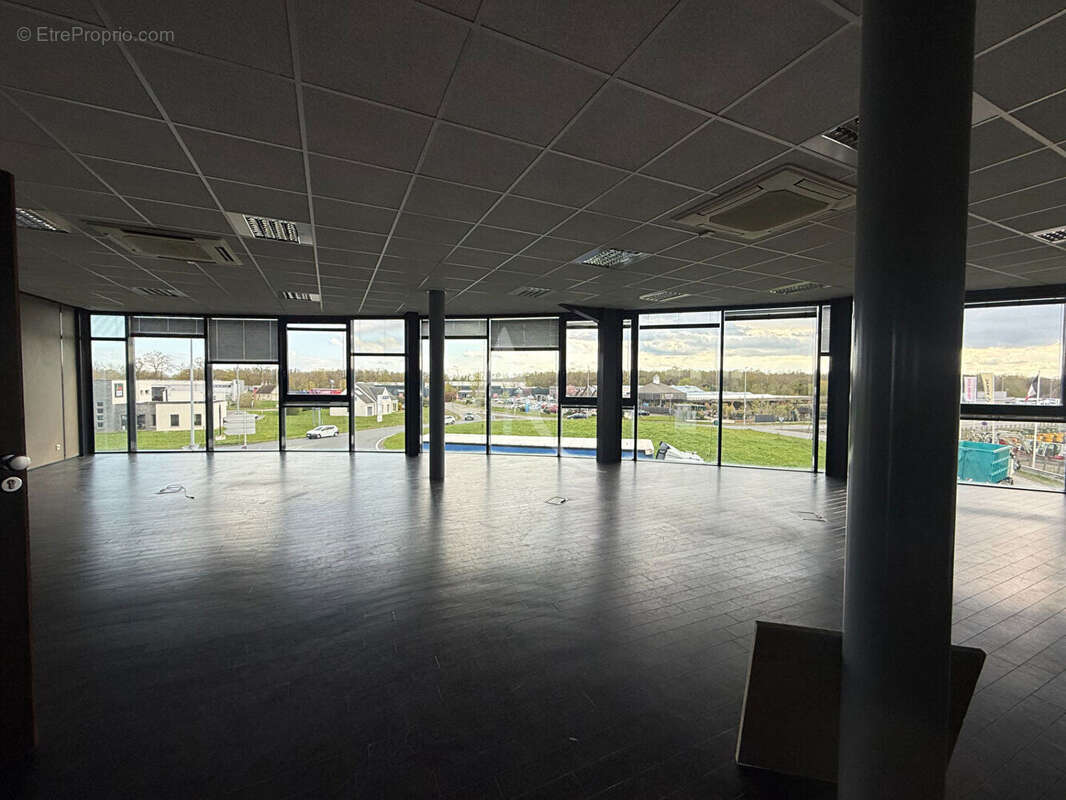 Bureaux Nogent Le Phaye  3 326 m2 - photo 5