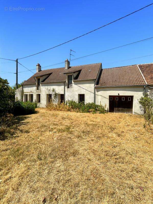 Amoureux de la rénovation, ce projet est fait pour vous à Chavannes - photo 4