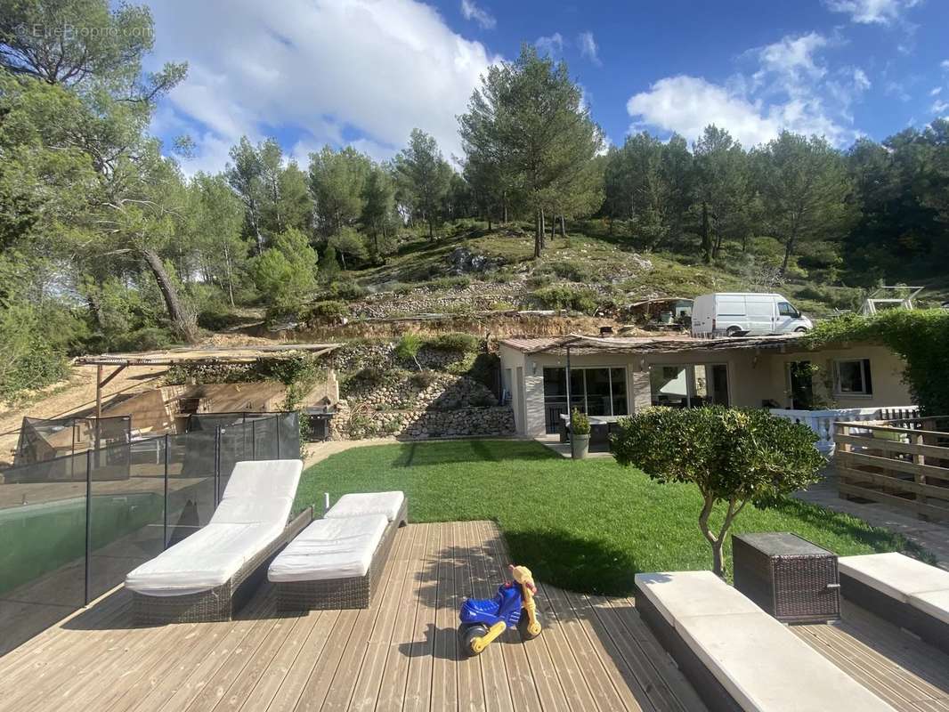 Maison à LA BOUILLADISSE