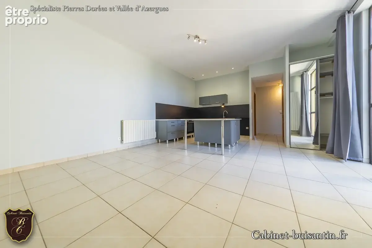 Plain-pied avec terrasse, parking et garage - photo 3