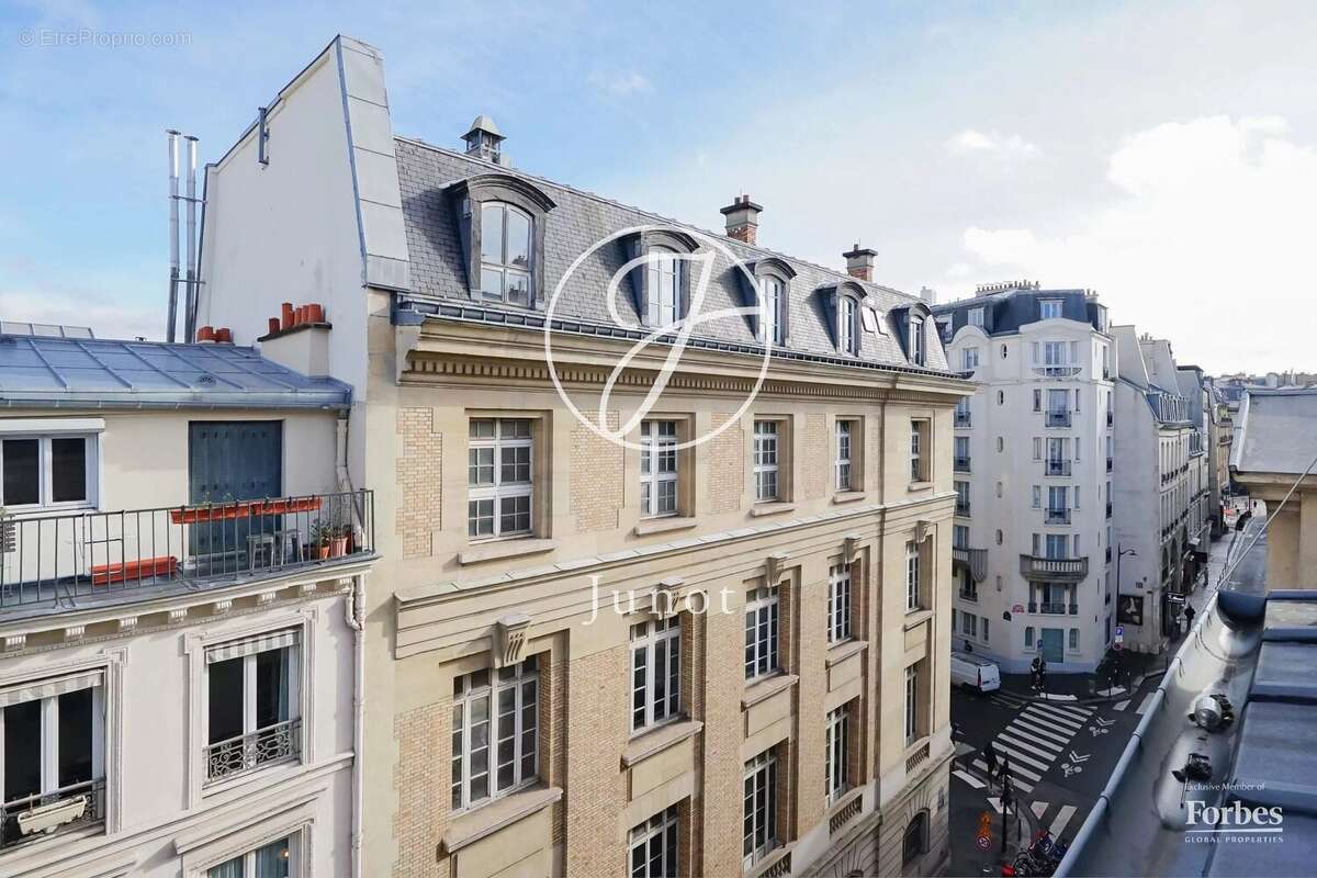 Paris 6e - RUE MONSIEUR LE PRINCE - Studio - 29,25m² Carrez - Entièrement rénové - photo 3