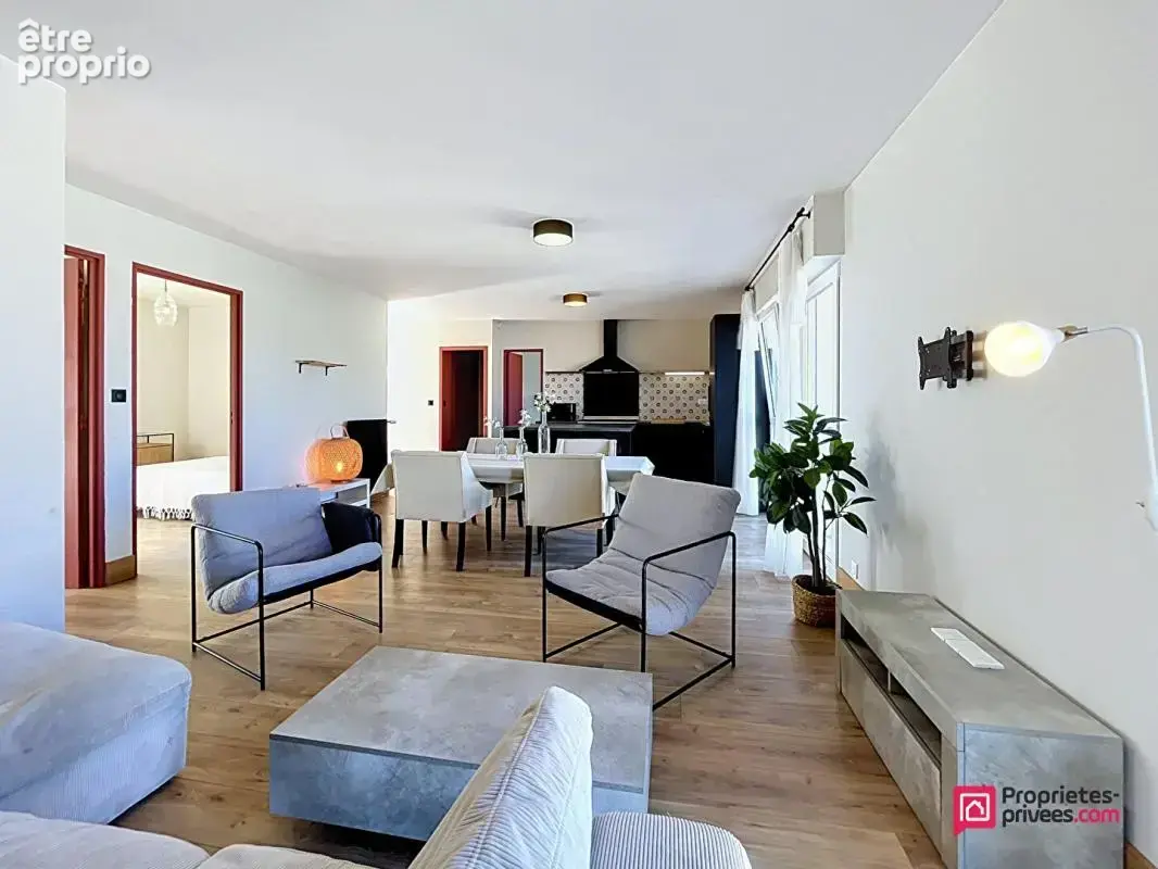 La Rochelle - Mireuil Résidentiel - Appartement de 72m² rénovés, 2 chambres - photo 5