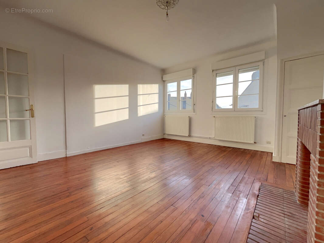 Appartement à ABBEVILLE