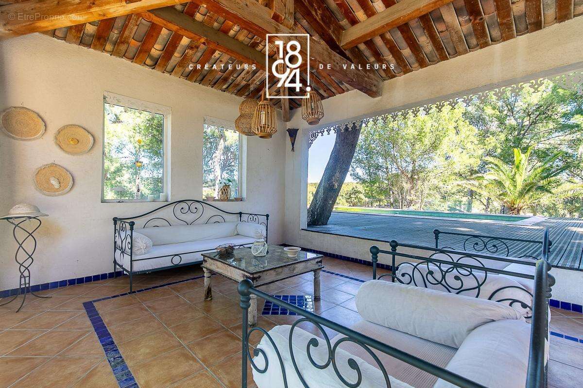 Maison à CARRY-LE-ROUET