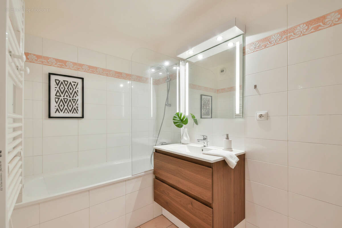 Appartement à SURESNES