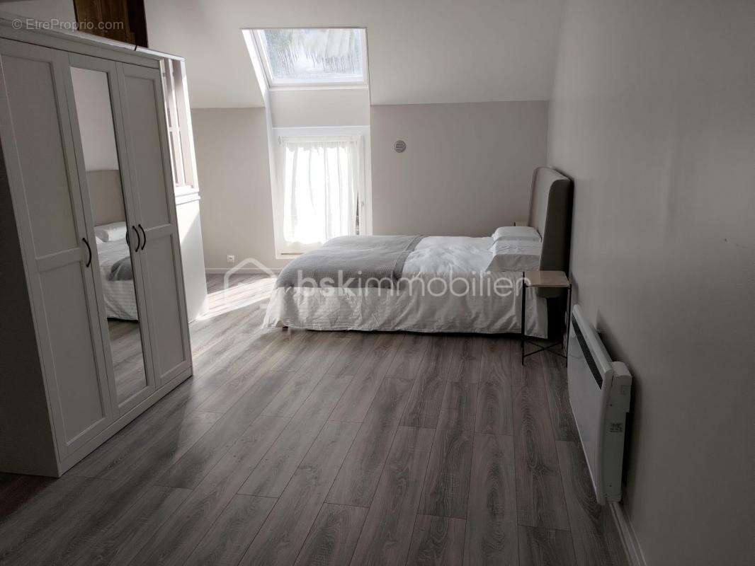 Maison à BUSSY-SAINT-GEORGES