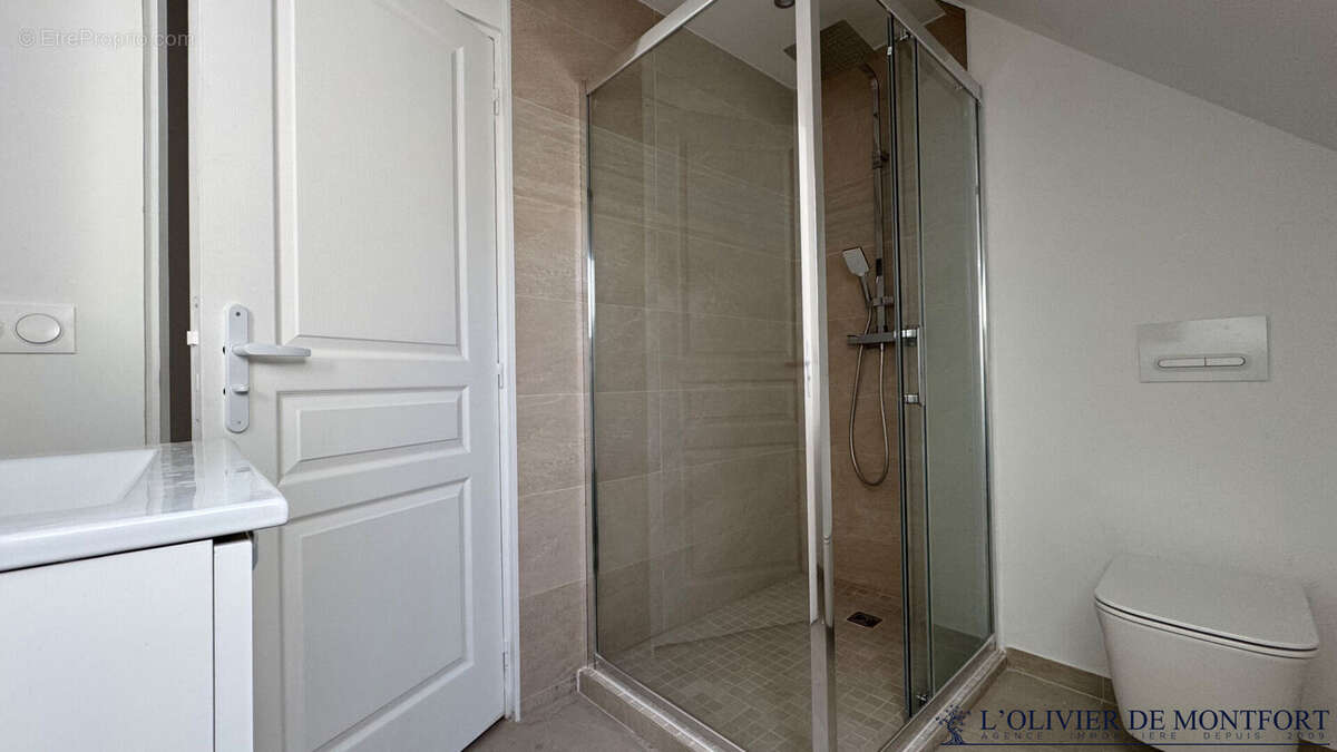 Maison à LE PERRAY-EN-YVELINES