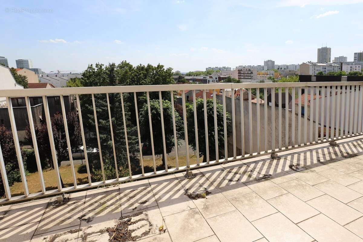 Appartement 93 m² à Montreuil  - photo 2