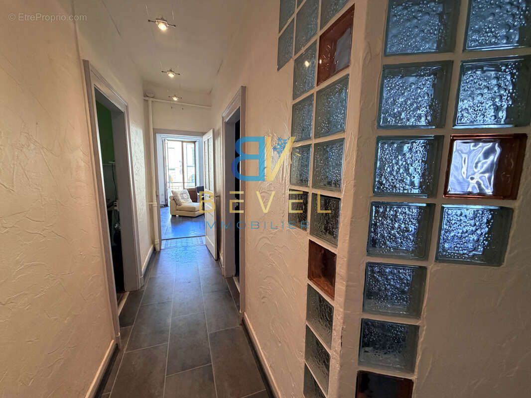 Appartement à SAINT-JEAN-DE-MAURIENNE