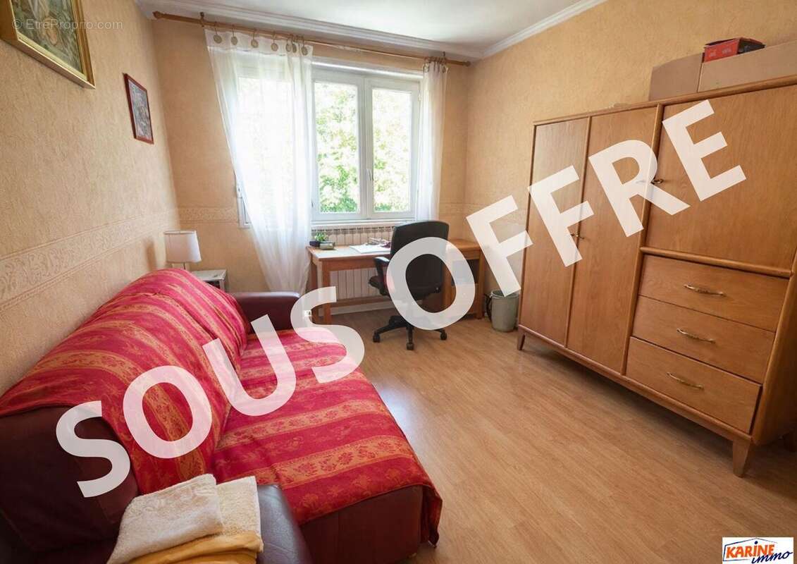 Appartement à FONTAINES-SUR-SAONE
