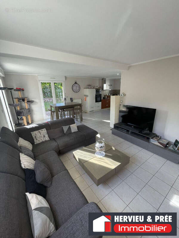 Maison à HEROUVILLE-SAINT-CLAIR