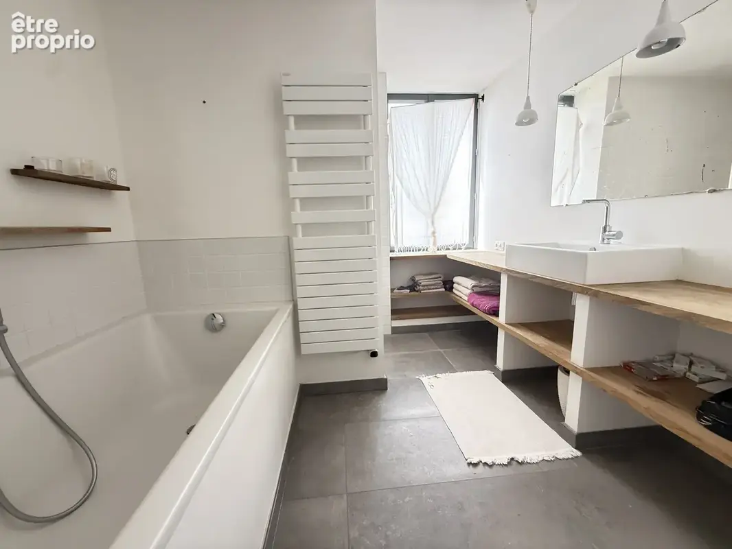 LA BORNE   Ensemble immobilier avec restaurant et habitation - photo 7