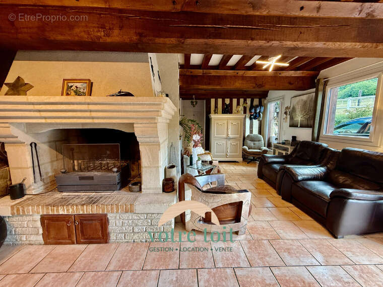 Maison à PONT-L'EVEQUE