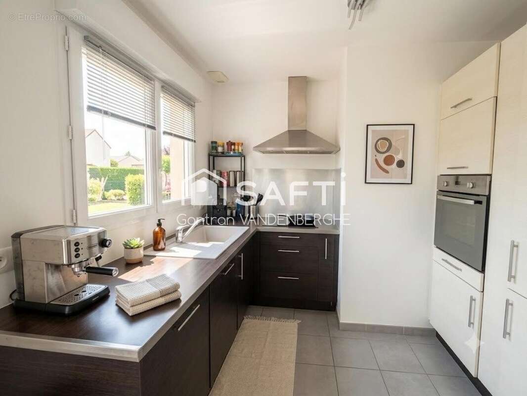 Maison 92 m² à Fressin  - photo 5