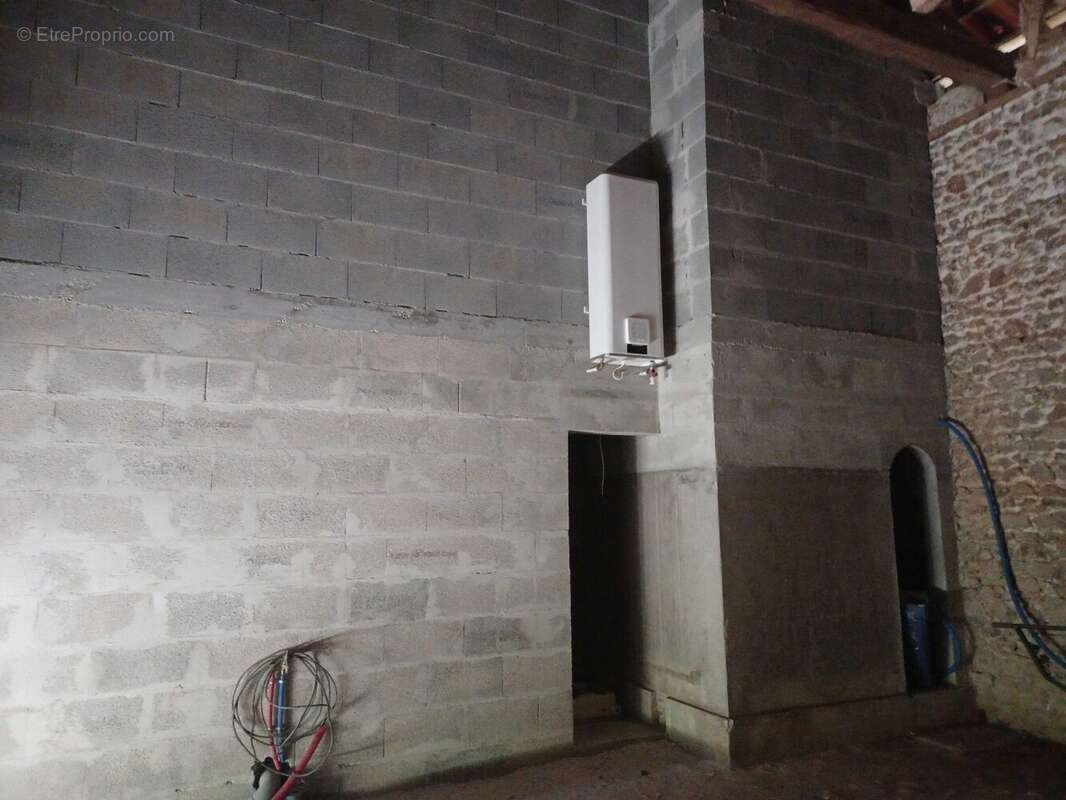Maison 60 m² à Chasseneuil-Sur-Bonnieure  - photo 8