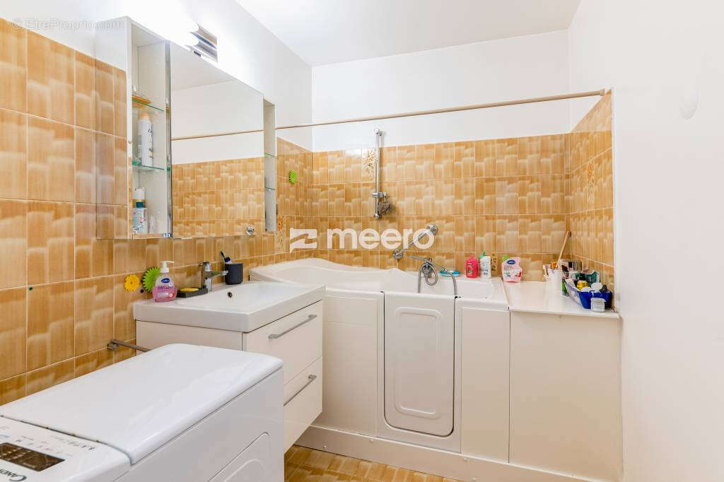 Appartement à MENNECY