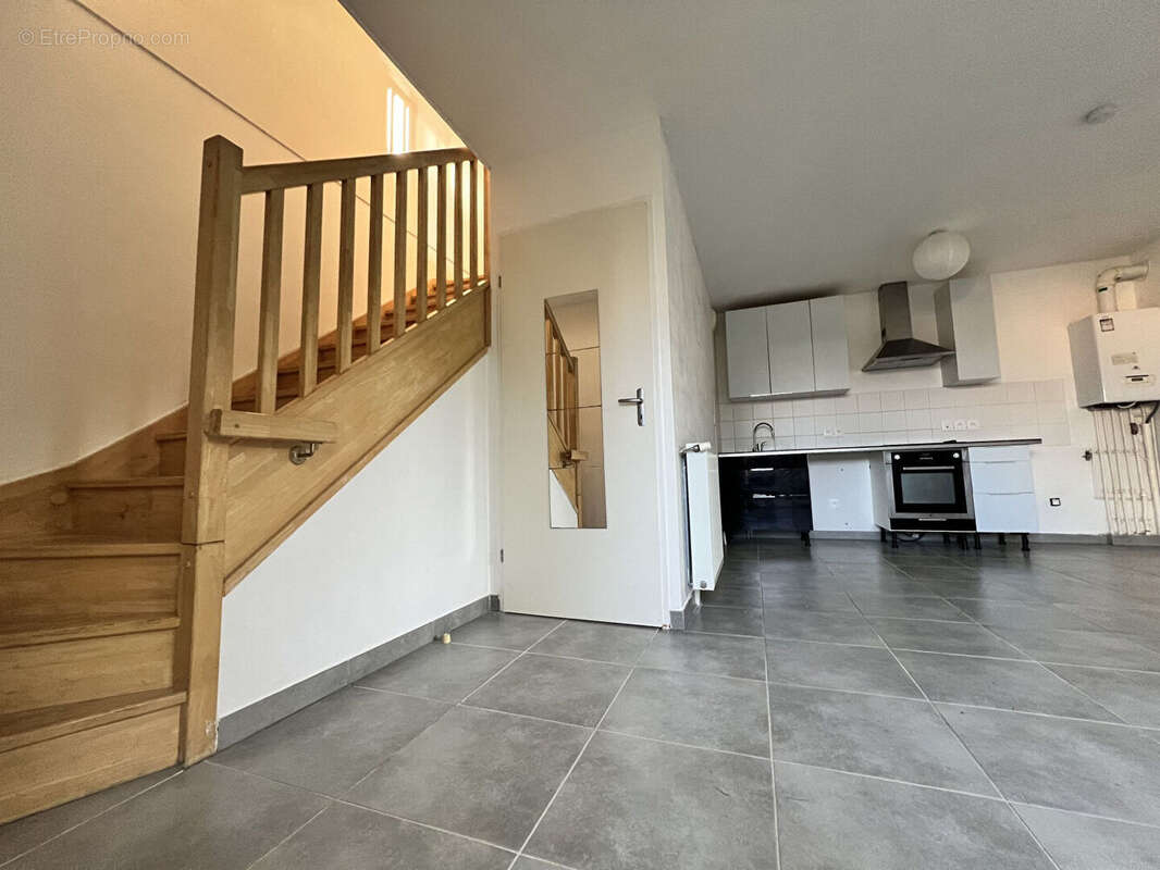 Appartement à GAGNAC-SUR-GARONNE