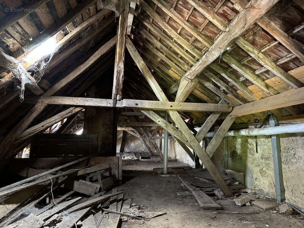 Maison à SAINT-CALAIS