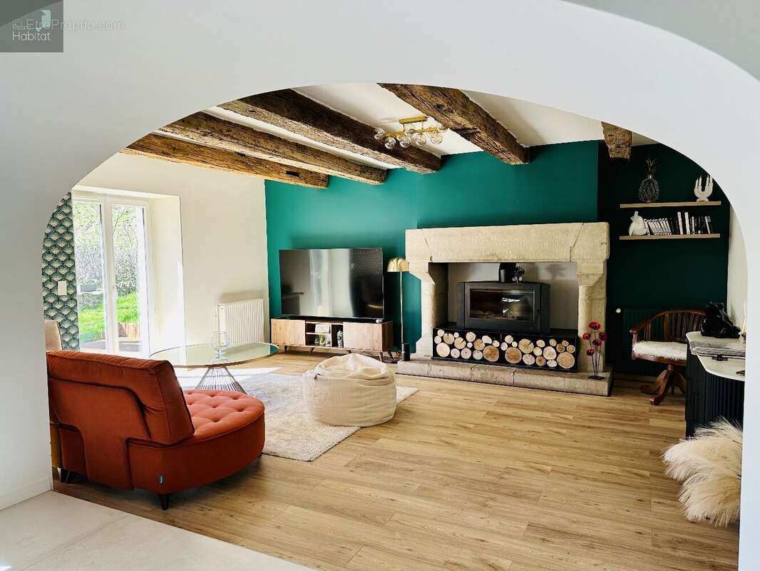 Maison à SAINTE-RADEGONDE