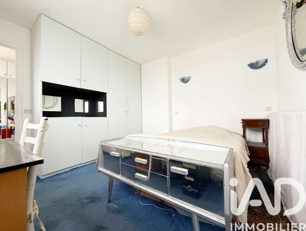 Photo 2 - Appartement à PARIS-18E
