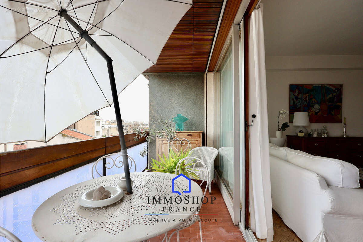 Appartement à MARSEILLE-8E