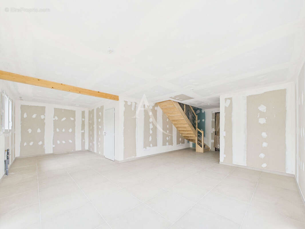 Maison à HAUTEVILLE-SUR-FIER