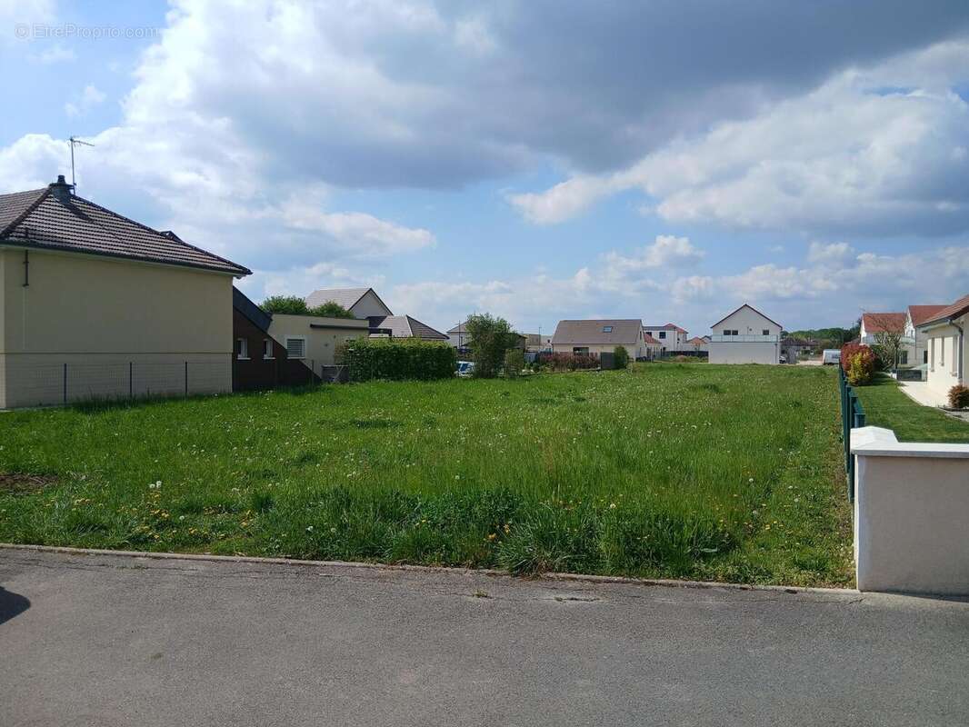 Photo 2 - Terrain à TAVAUX