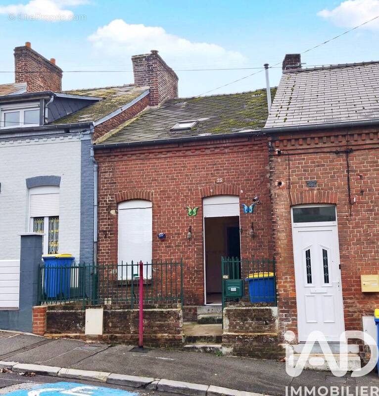 Photo 1 - Maison à HIRSON