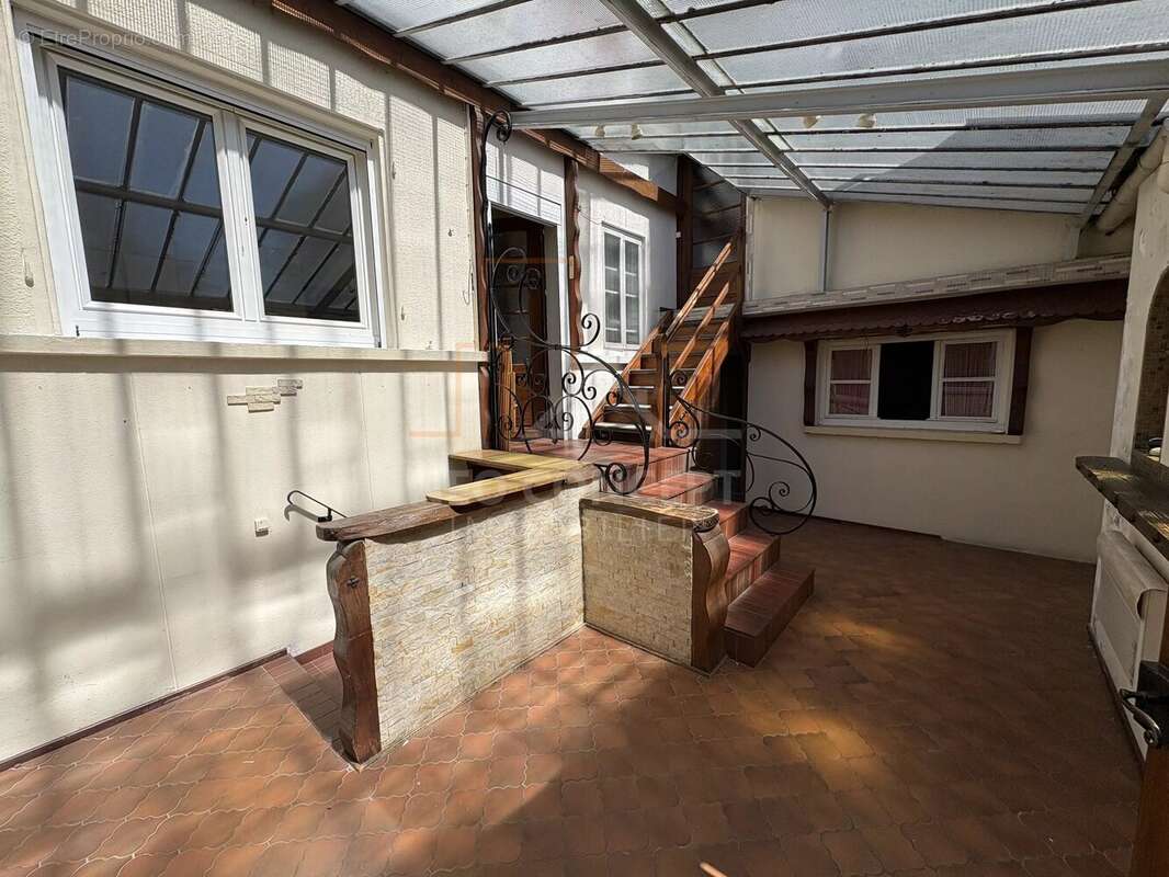 Maison individuelle de 216,55 m2 habitables sur 9,42 ares de terrain sis Kilstett. - photo 13