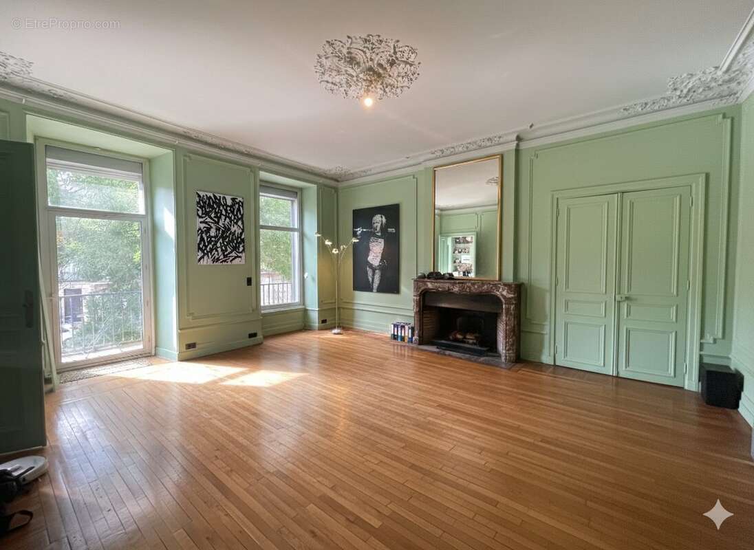 Appartement à BORDEAUX
