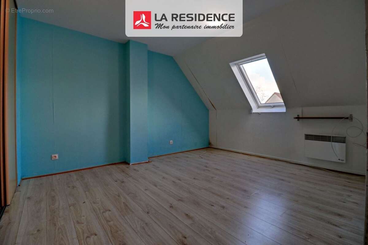 Maison à MERY-SUR-OISE