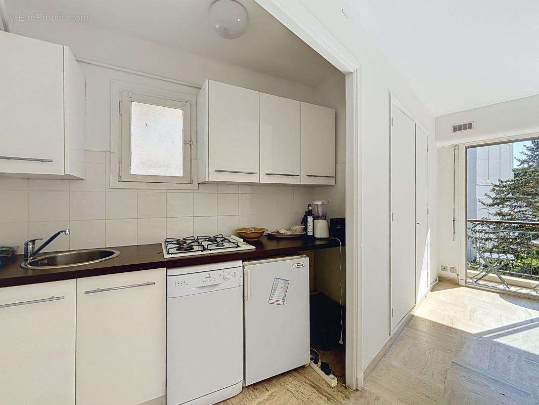 Studio etage eleve balcon - photo 5