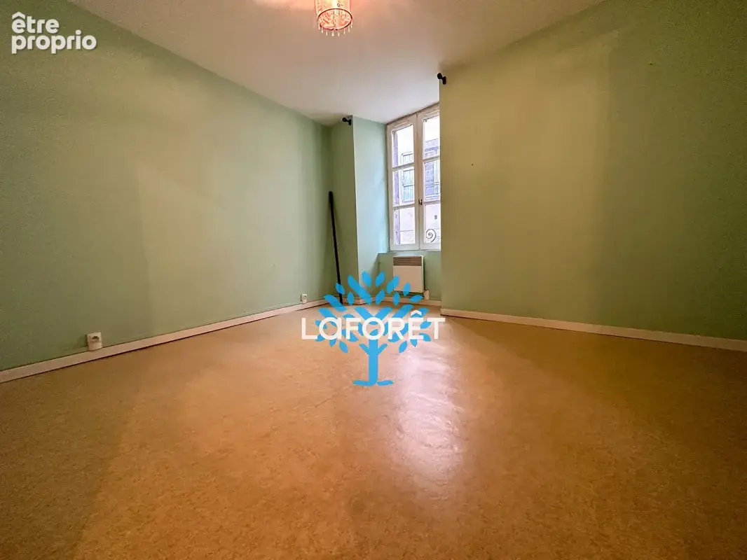 Appartement Aurillac 2 pièce(s) 45 m2 + Comble - Centre ville - photo 3