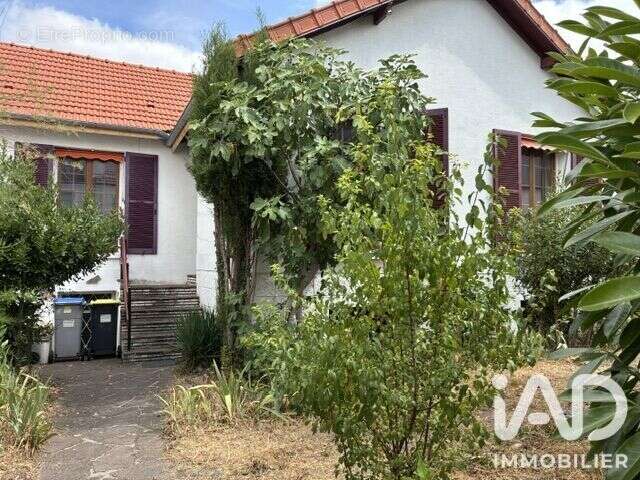 Maison 70 m² à Livry-Gargan  - photo 2