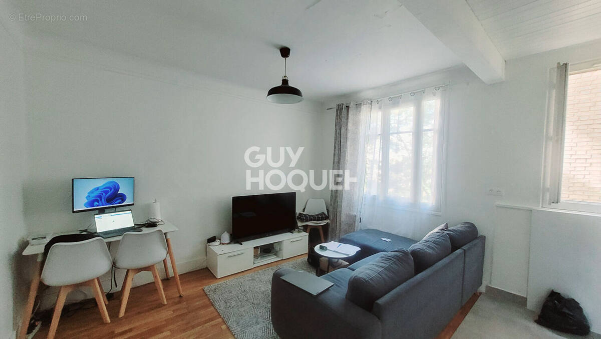 Appartement à COLOMBES