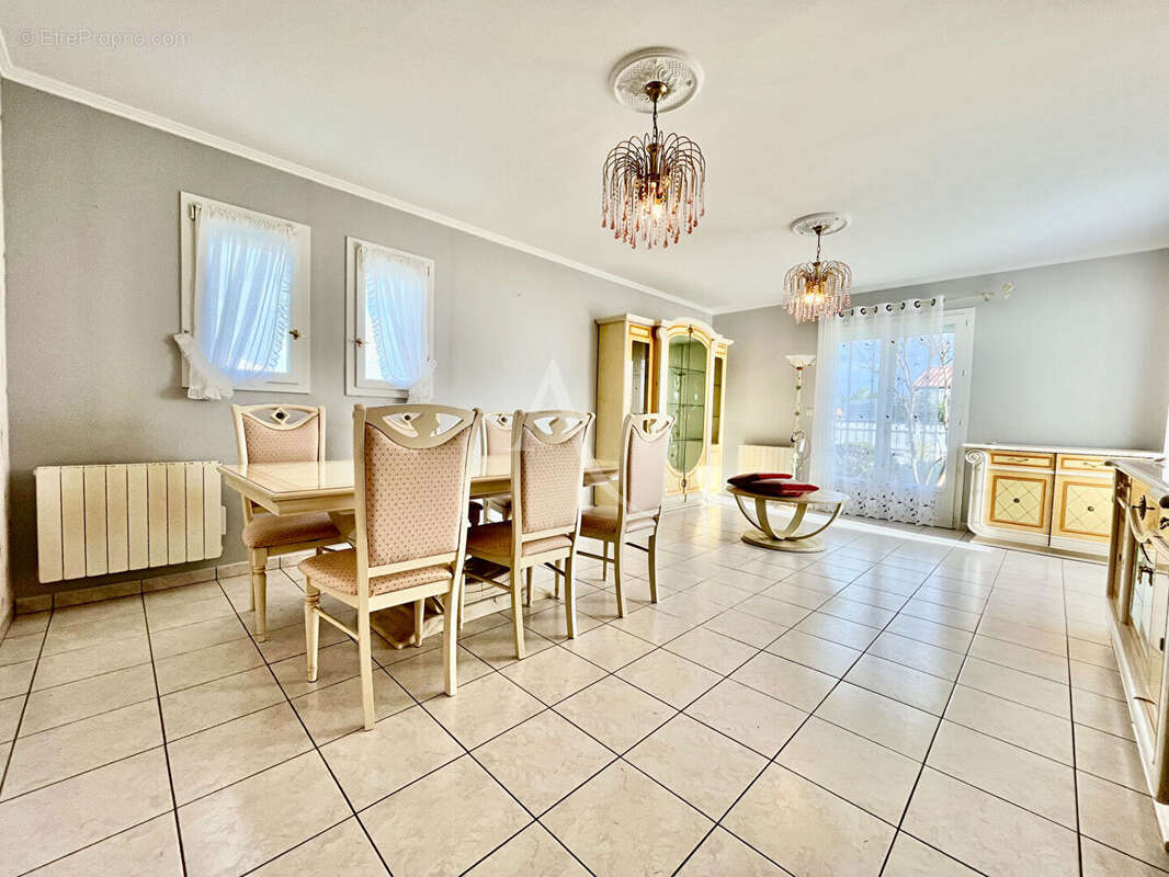 Maison à SAINT-HILAIRE-DE-RIEZ