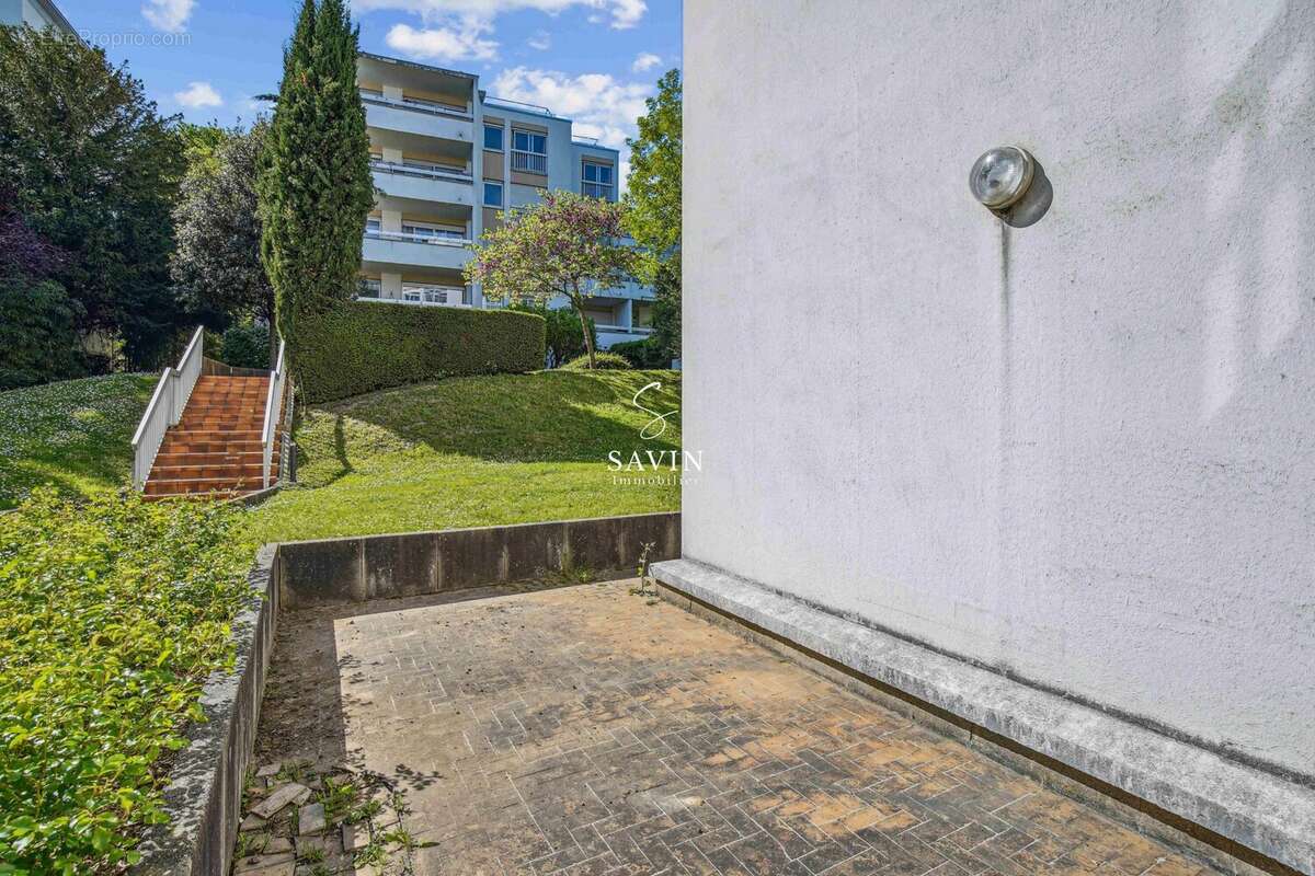 Appartement à SURESNES