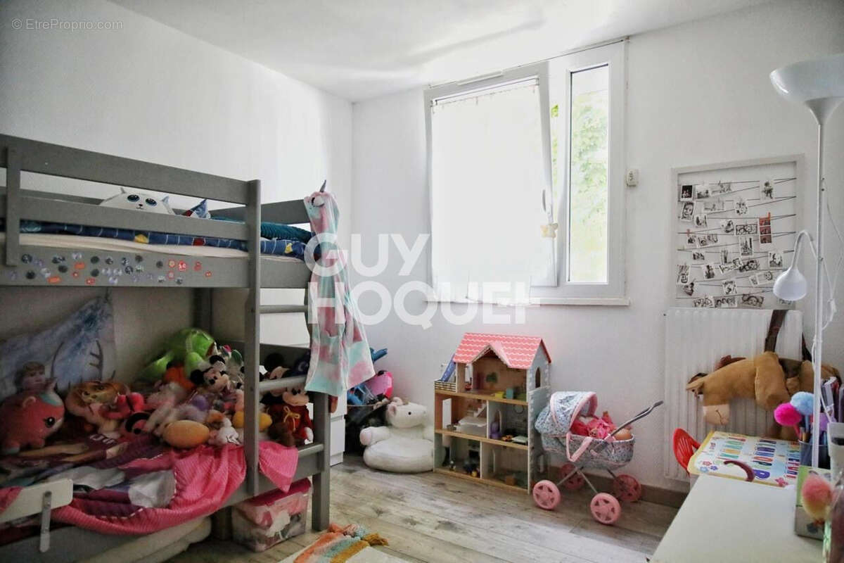 Appartement à ROISSY-EN-BRIE