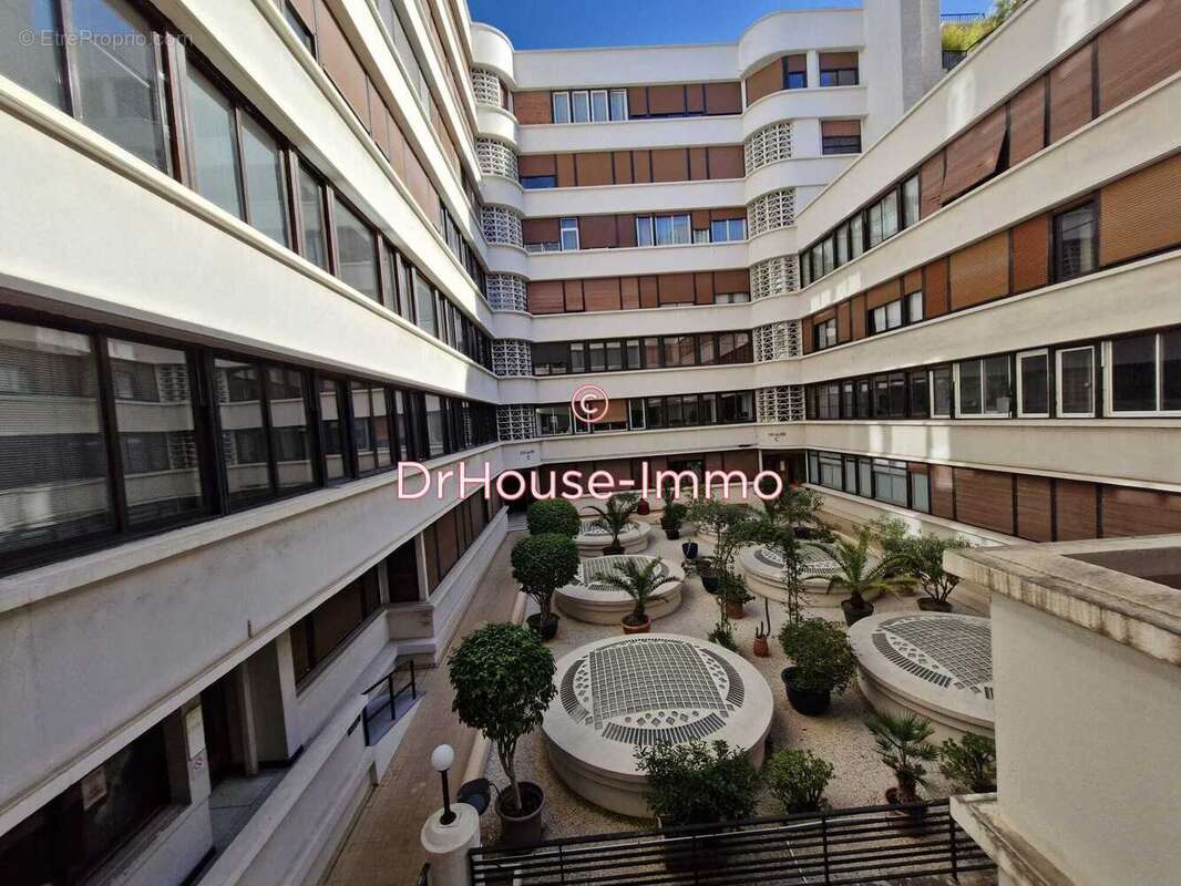 Commerce à TOULON