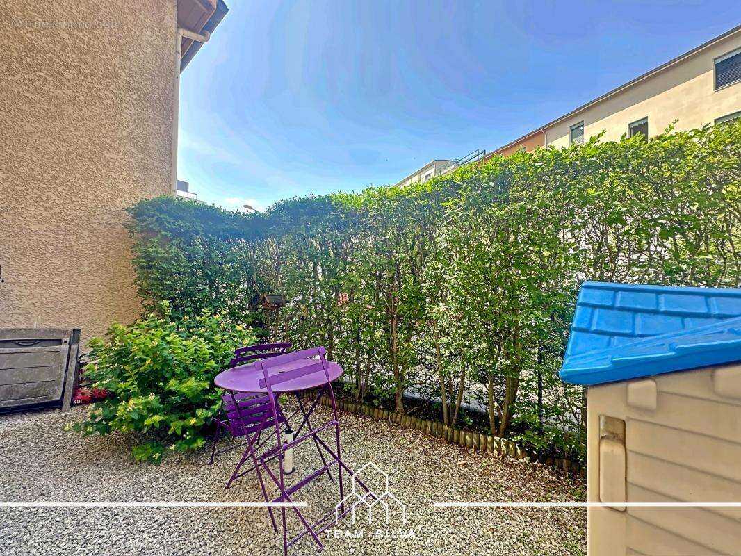 Appartement à LYON-8E