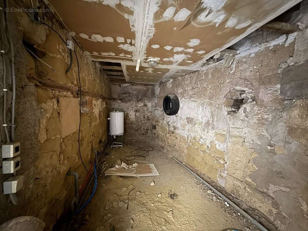 Maison à VILLENEUVE-LES-BEZIERS