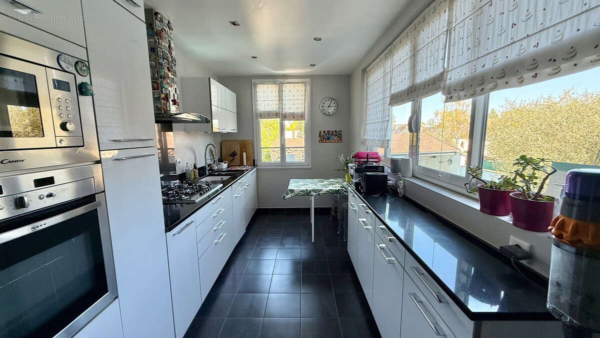 Maison à ENGHIEN-LES-BAINS