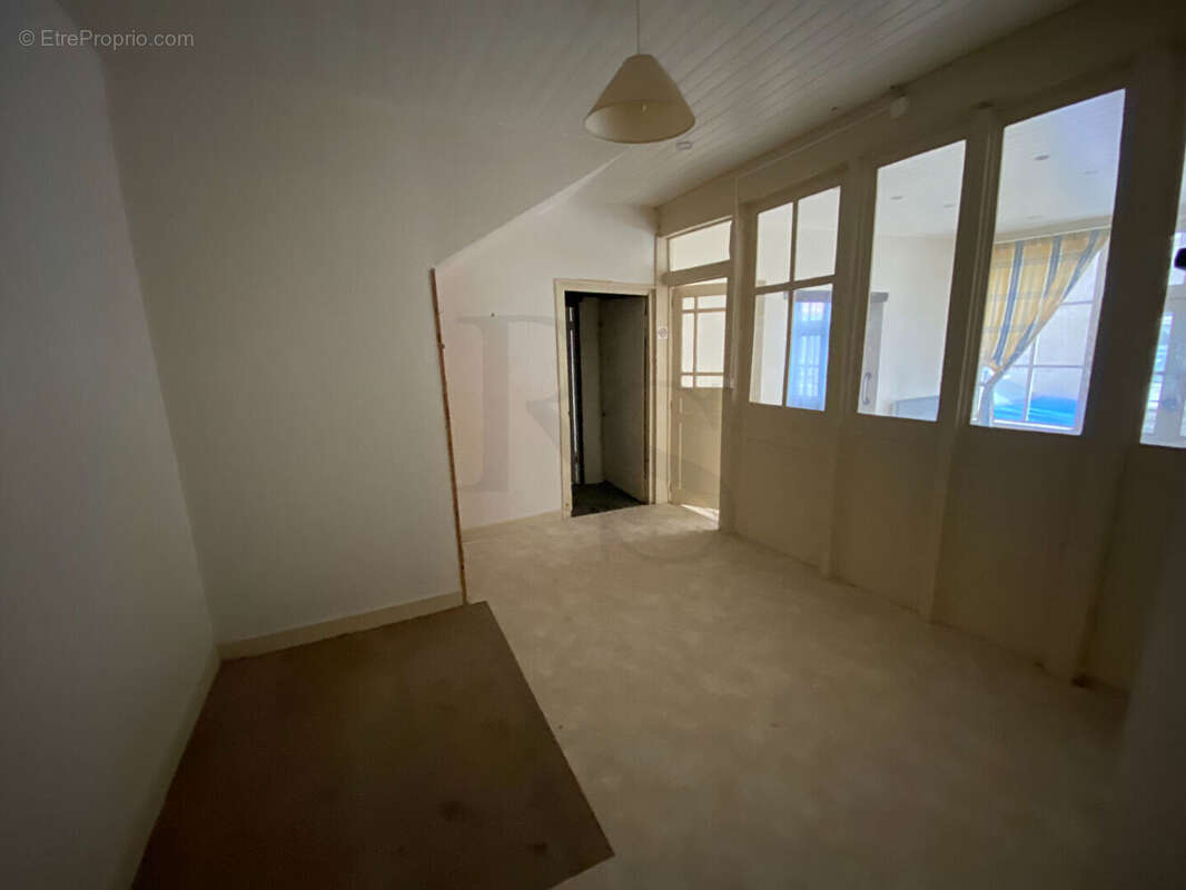 Maison à NOTRE-DAME-DU-TOUCHET