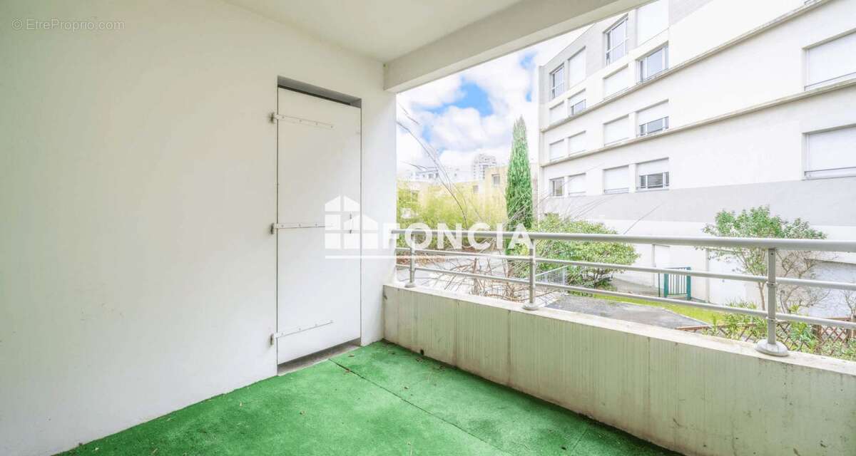 À Vendre – Bel Appartement T3 avec Terrasse, Stationnement et Piscine – Valence - photo 2
